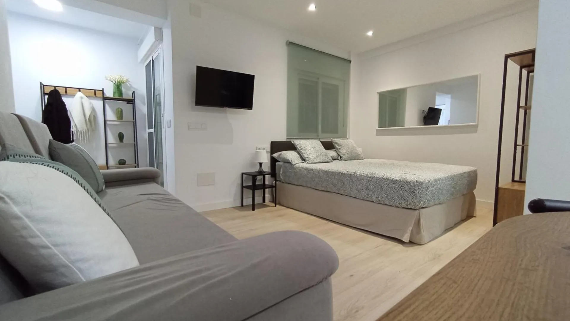 Occa City Center Suite & Apartment マラガ