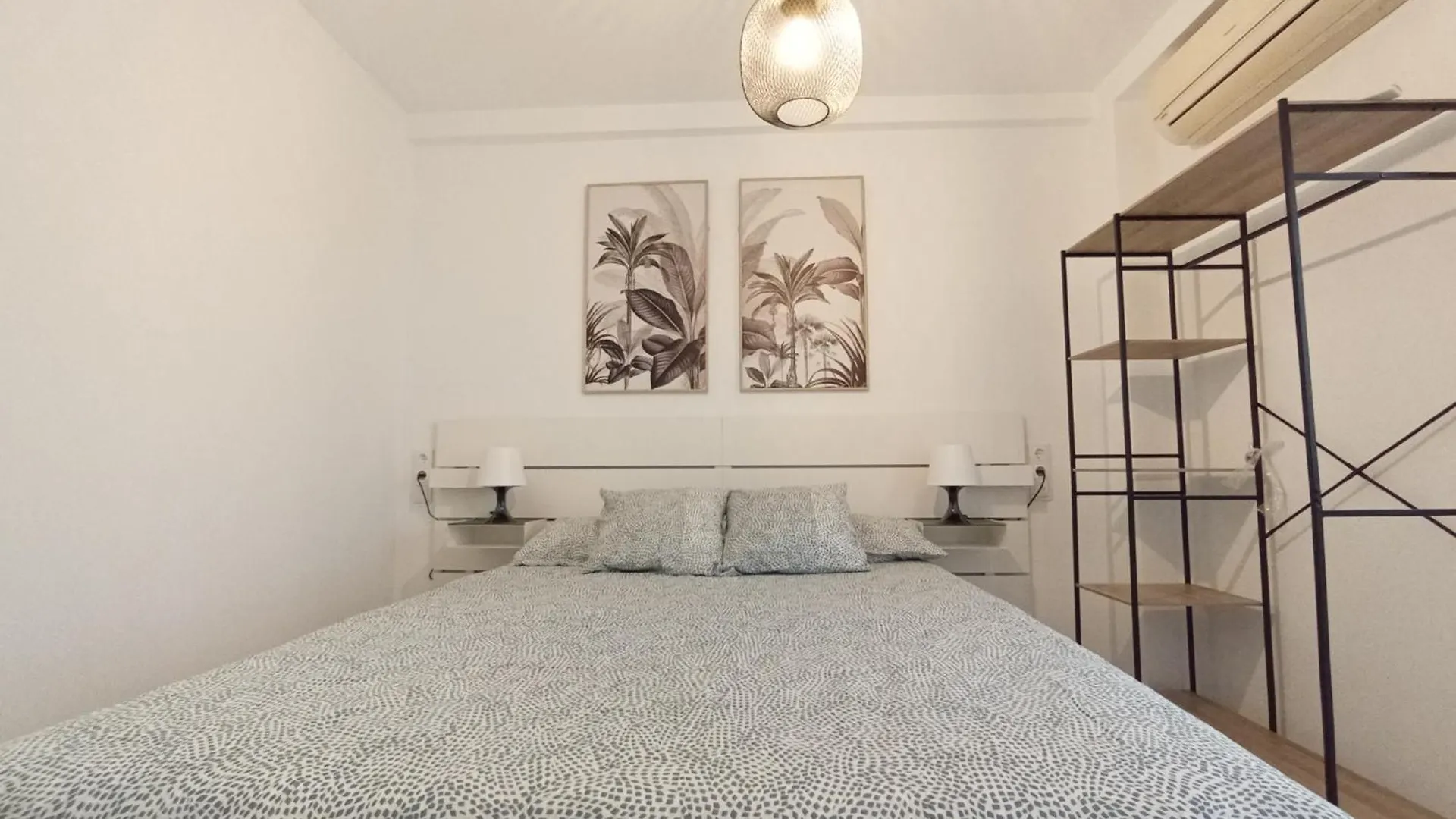 Occa City Center Suite & Apartment マラガ